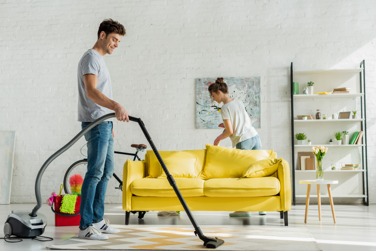 Keles Bayan Temizlikçi